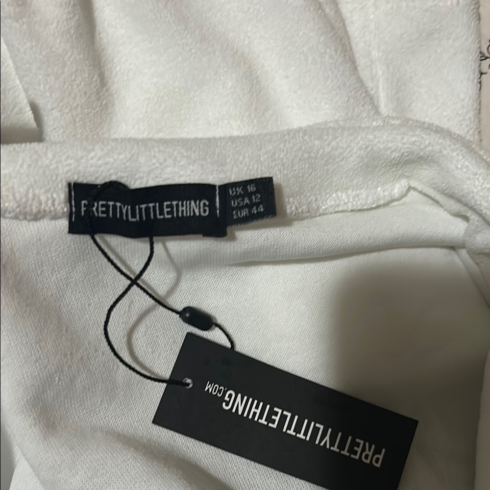 PrettyLittleThing White Pajama Set - Picture 2 of 2